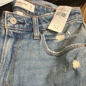 Abercrombie&Fitch Skinny HiRise Curve Love size 26.  Brand new with tags